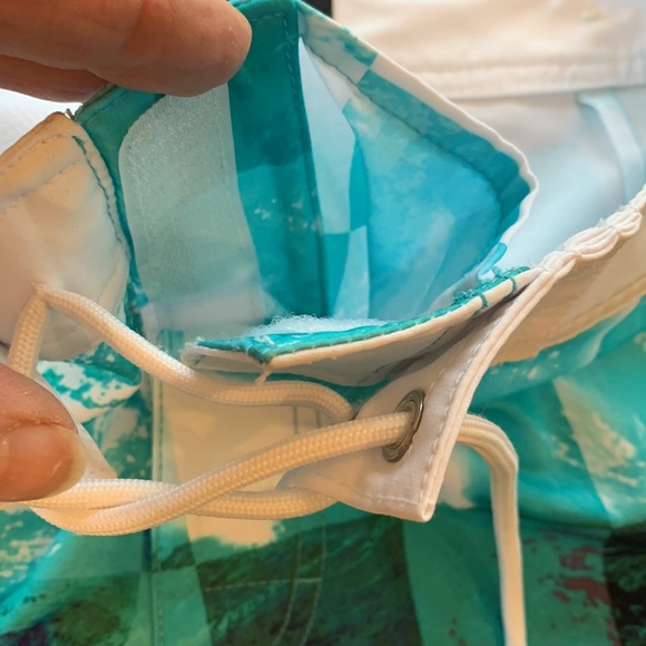 NWOT. American eagle swimsuit for men - Picture 5 of 10